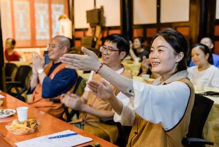 秦东魁老师2021年讲佛法，秦东魁老师2021年讲佛法近视眼