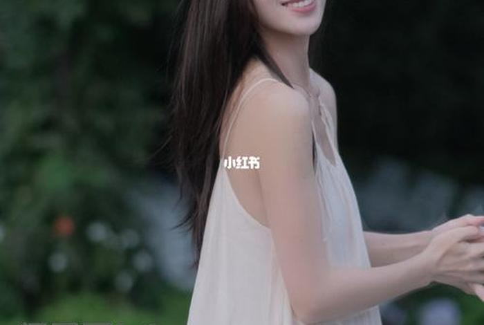 女生懂很多知识；女生懂很多知识正常吗