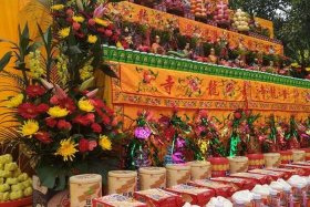 佛教饮食规矩和斋天供品，佛教饮食规矩和斋天供品一样吗