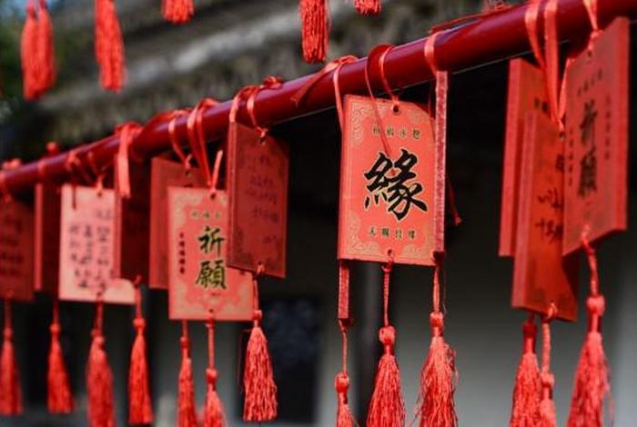 去寺庙拜访怎么说，去寺庙拜访怎么说祝福语