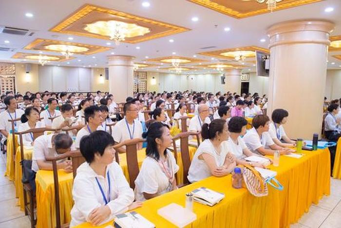 佛教居士要学什么专业知识和技能 居士佛学班