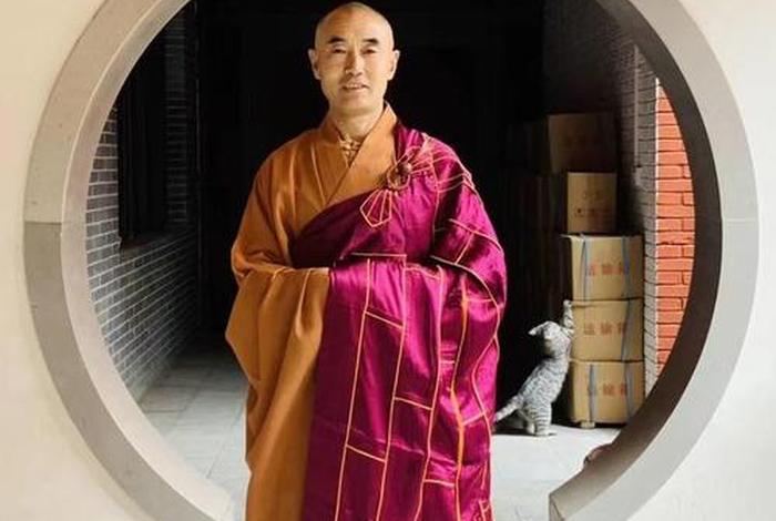 住持 方丈 区别、方丈和住持哪个级别高