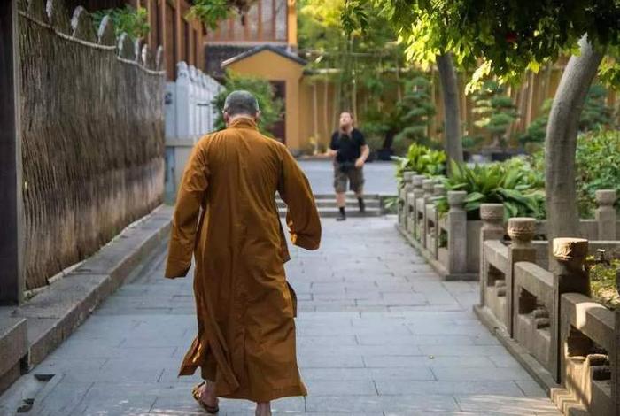 出家修炼佛法的条件；出家修行的真正目的