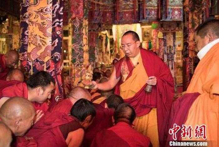 佛学灌顶是什么意思 - 佛教灌顶是如何做法