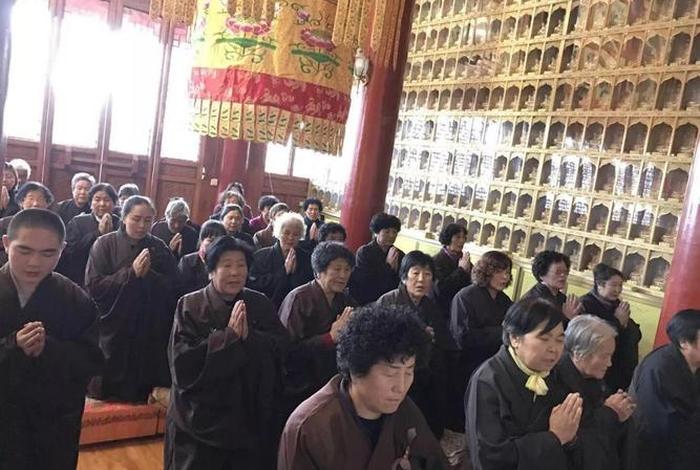 讲佛法的居士，佛教居士讲故事