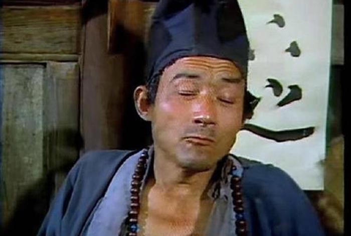 济公教会做人的道理；济公教人做官的哪一集