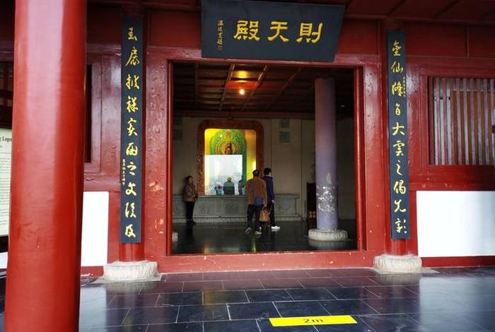 广元哪里寺庙比较好 广元哪里有寺庙
