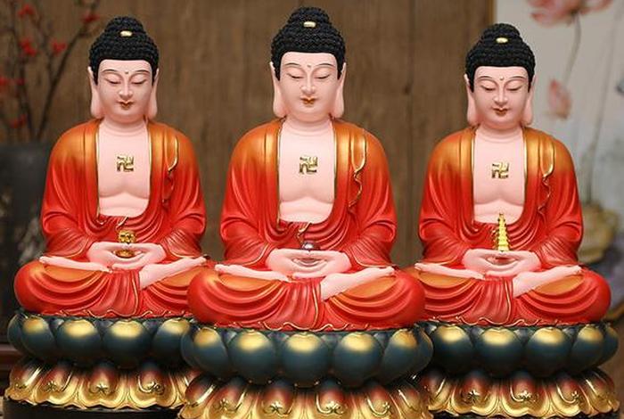 佛学中的三宝供养三宝是什么；佛学中的三宝供养三宝是什么呢
