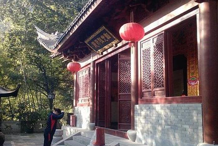 杭州佛教旅游攻略；杭州佛教寺院