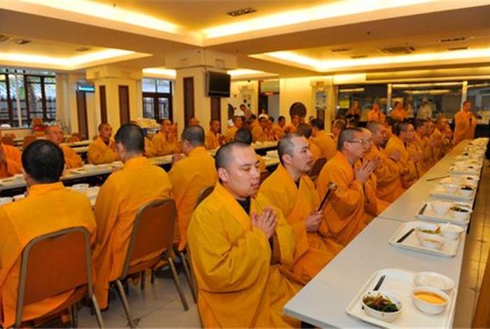 供斋与供僧功德区别;供斋与供僧意义相同吗 供斋与供僧功德区别;供斋与供僧意义相同吗