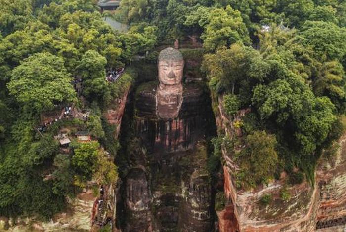 乐山峨眉山三日游最佳攻略，成都去峨眉山一日游攻略