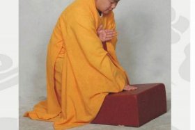 佛教应该怎么拜；佛教怎么拜年