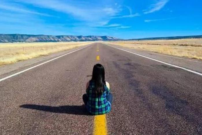 人生道路不易走 人生路真的不容易走 人生道路不易走 人生路真的不容易走