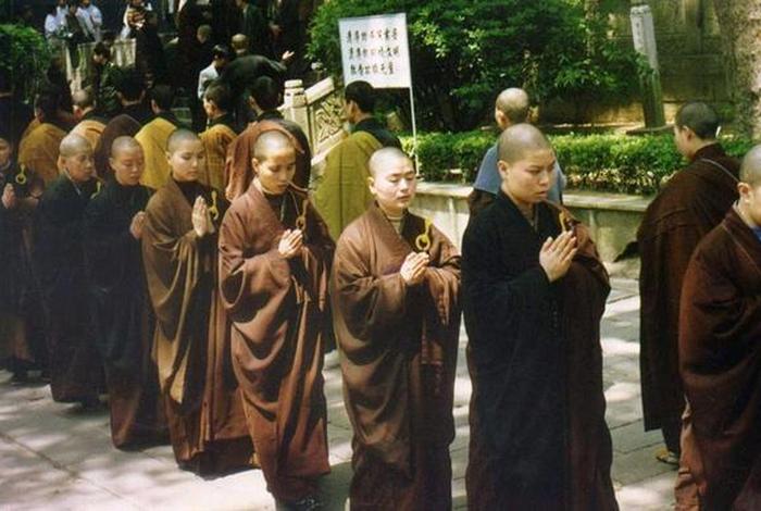 对佛教的误解、现代人对佛教的误解