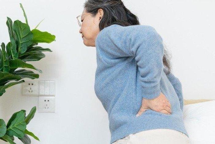 腰痛在佛教里是犯了哪一类法；佛说腰痛咒