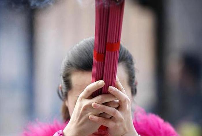 为什么要上香给菩萨、上香为了什么