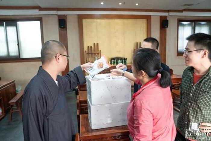 供斋与供僧功德区别;供斋与供僧意义相同吗 供斋与供僧功德区别;供斋与供僧意义相同吗