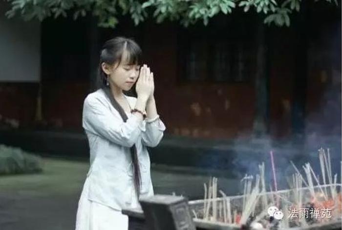 女生懂很多佛教知识好吗知乎 - 学佛的女生有种特别的气质