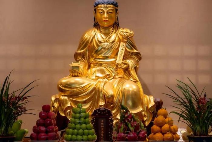 佛教伽蓝菩萨圣像 佛教伽蓝菩萨是谁