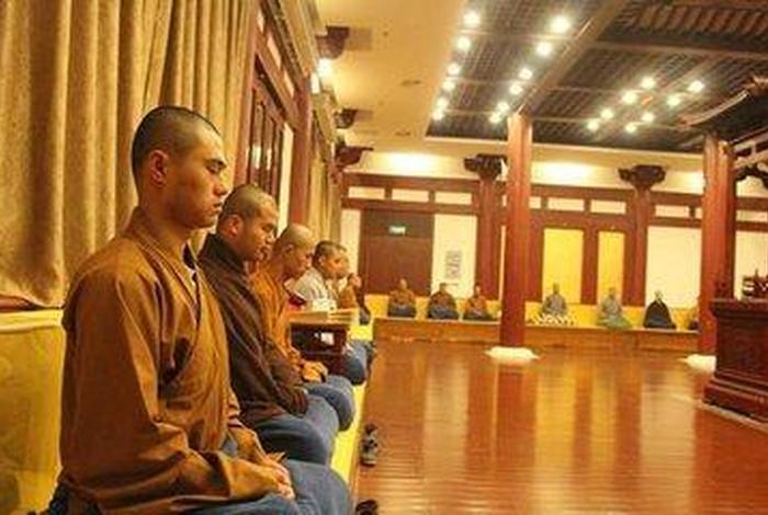 佛教居士可以出家吗、佛教居士可以生孩子吗
