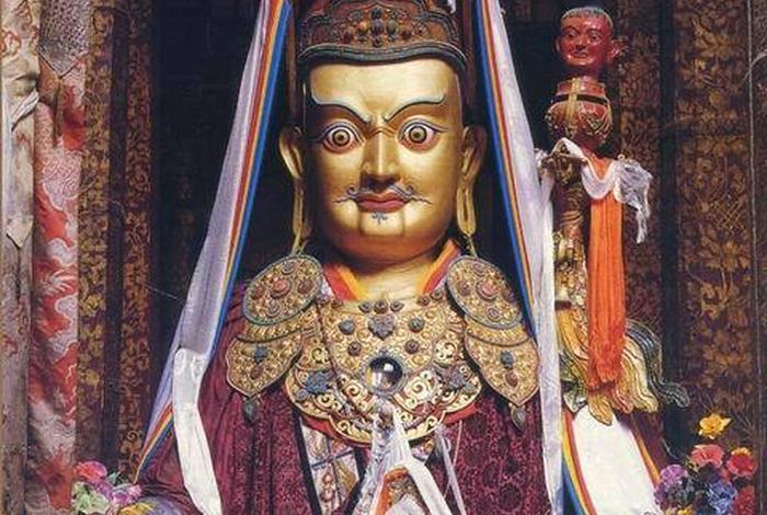 藏传佛教善知识叫什么（藏传佛教常识300题）