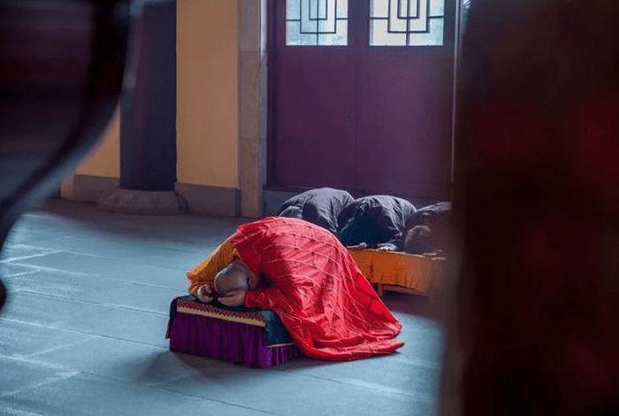 看不懂佛教知识的人 - 看不懂佛经念着有意义吗