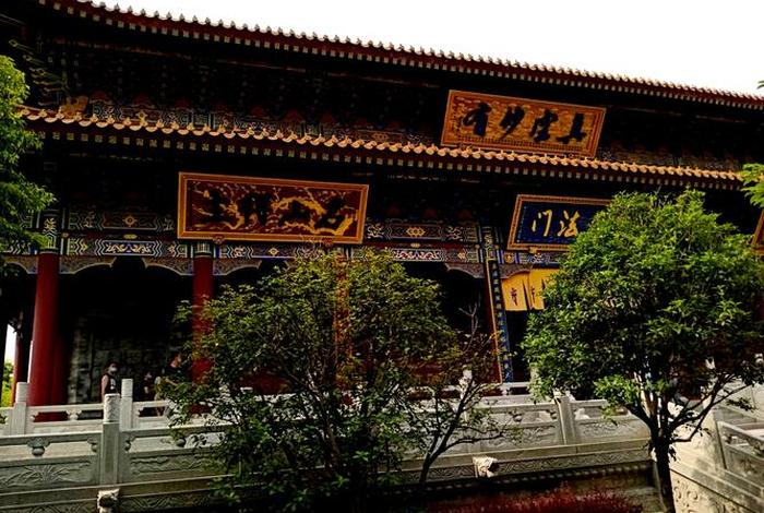 佛教寺庙应注意事项，佛教寺庙应注意事项是什么