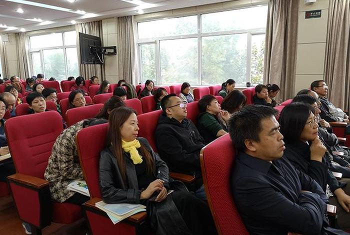 普及知识的老师；普及知识叫什么