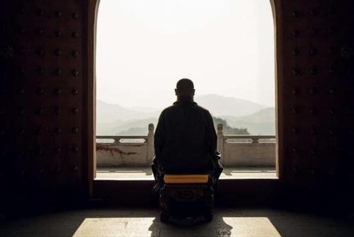 不懂佛教的人到寺庙去应该怎么做？（不懂佛法的人）