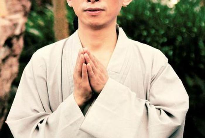 梦见佛教师父是什么预兆（梦见佛教大师）