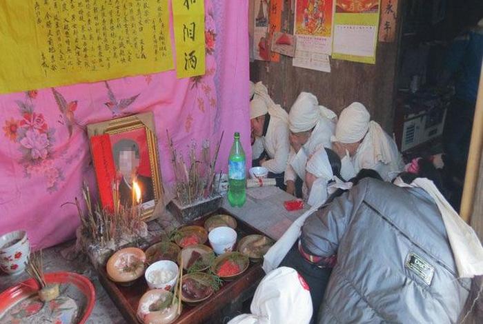 佛教丧葬法事，佛教的丧葬办法和做福追荐