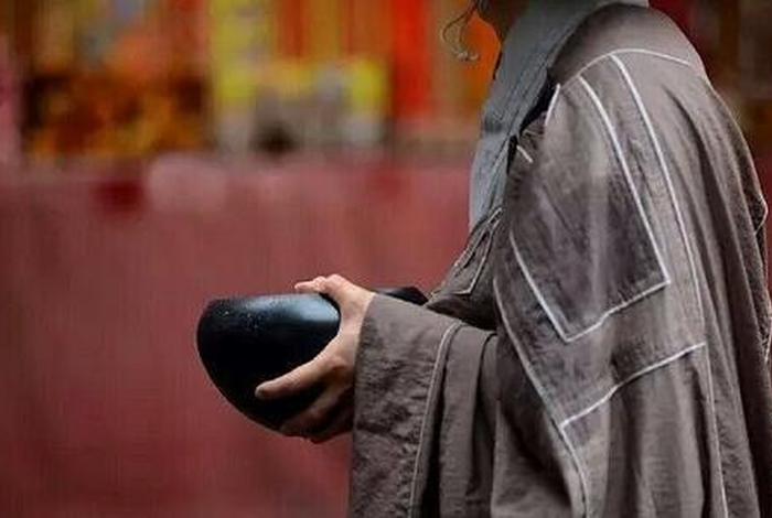 佛教居士有什么要求，佛教里的居士是什么意思
