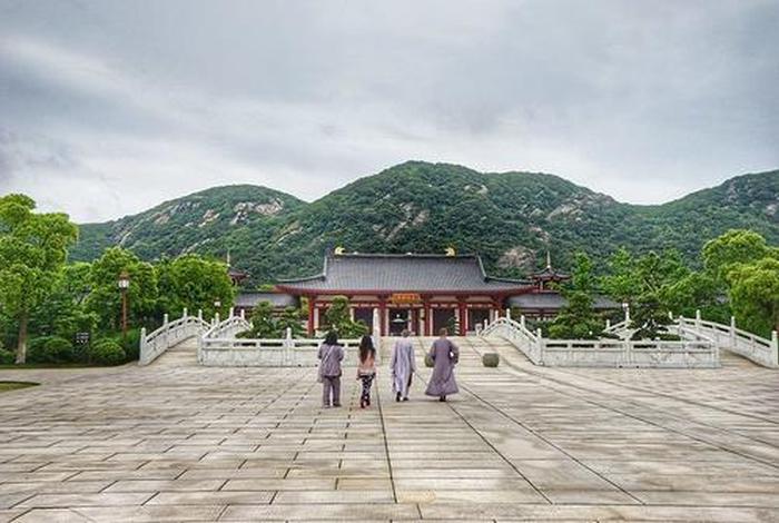 丛林寺院的佛学常识是什么、丛林寺院的佛学常识是什么意思