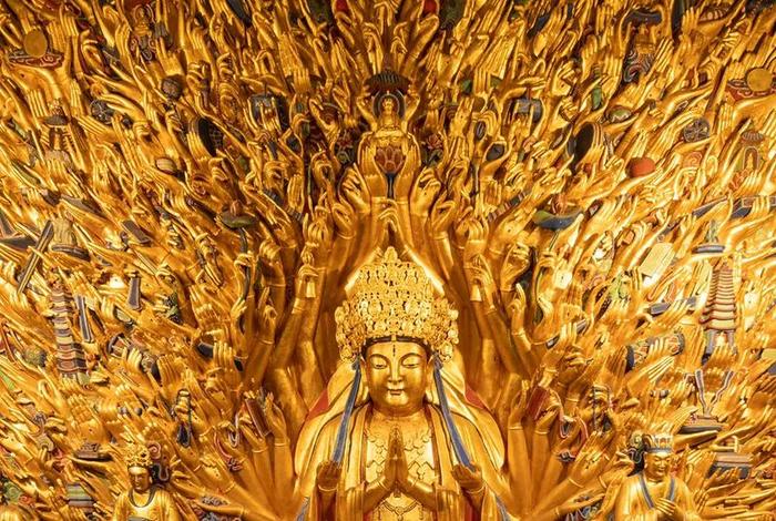 大足石刻宝顶山千手观音简介，重庆大足千手观音石刻