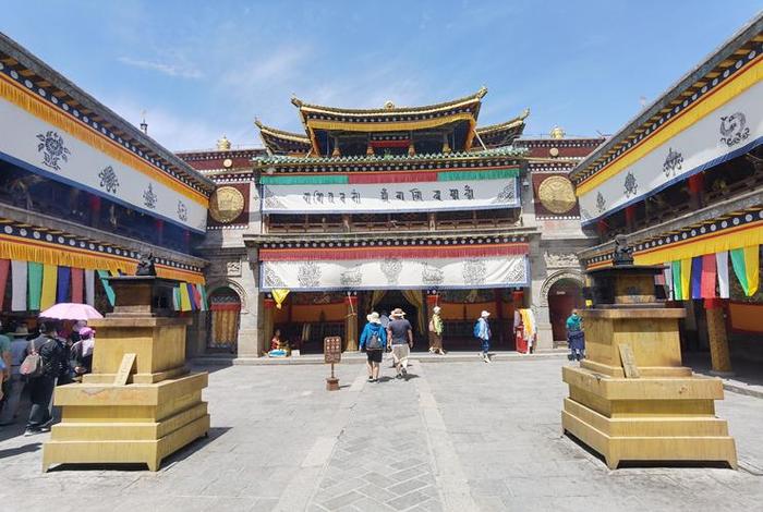 藏传佛教寺庙建筑 - 藏传佛教寺庙建筑描述