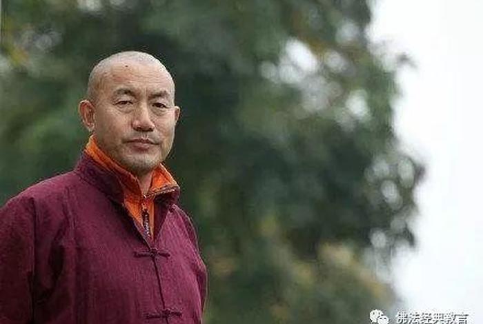 慈诚罗珠堪布拜见阿秋法王；阿秋法王现世使数十万众生获得往生净土的因缘视频