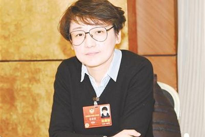 李莉娟个人简历；李利娟的资料