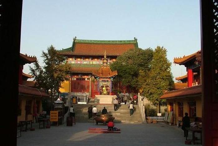 潮音寺主持是谁，潮音寺里面都有谁