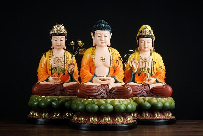佛经记载娑婆三圣正确摆法是什么，佛经记载娑婆三圣正确摆法是什么意思