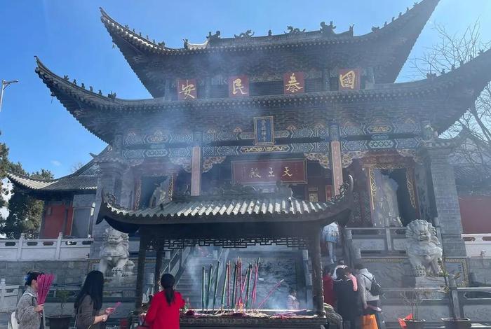 去寺庙一般念什么 去寺庙的