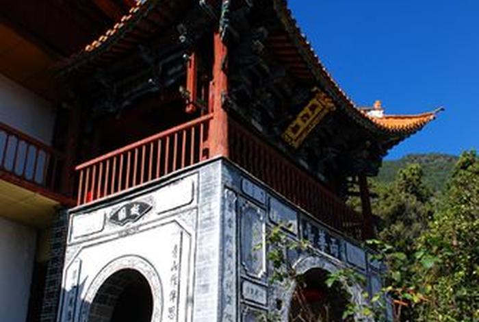 鸡足山藏传佛教寺，鸡足山佛教圣地