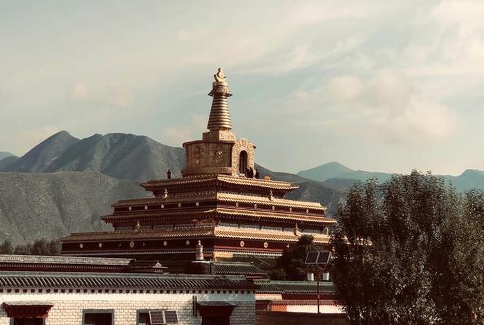 甘南著名藏传佛教寺院（甘南藏传寺庙）