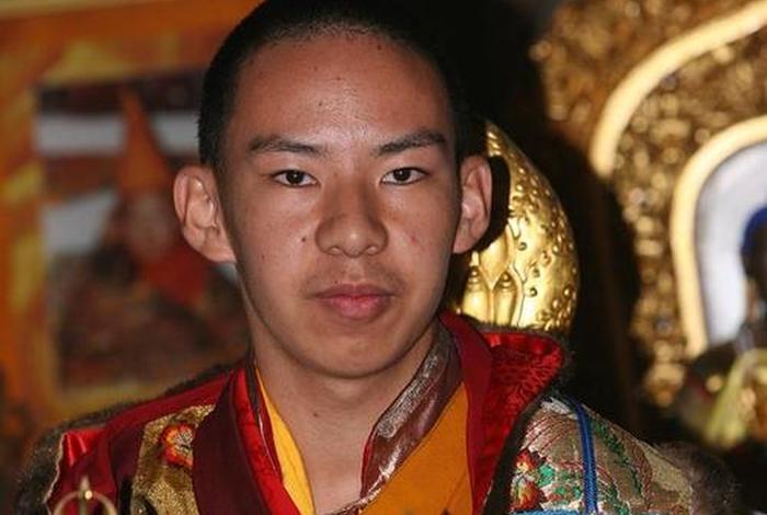 藏传佛教活佛是什么；臧传佛教活佛