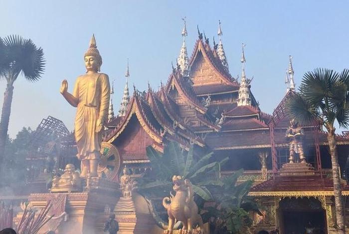 西双版纳小乘佛教,佛教影响最大是哪，西双版纳小乘佛教最精辟的讲解