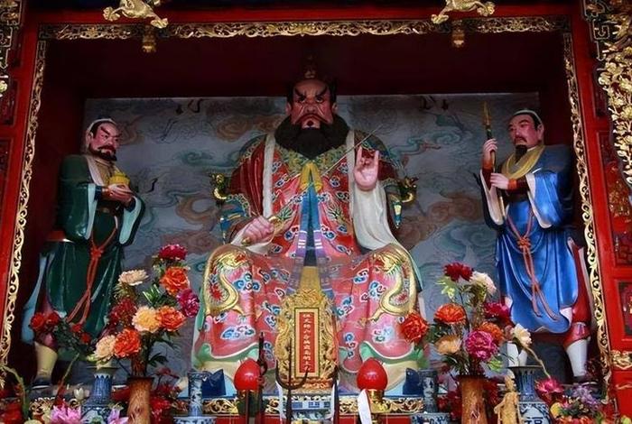 道教和佛教推算有什么区别 道教和佛教是一回事吗