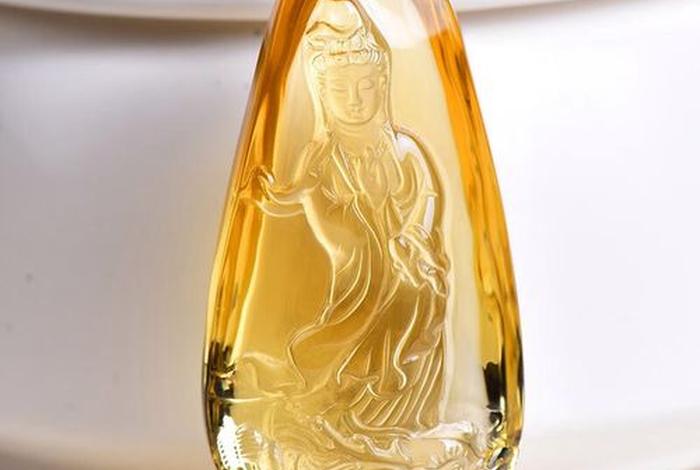 水晶佛像吊坠有啥说法 - 水晶佛吊坠的功效