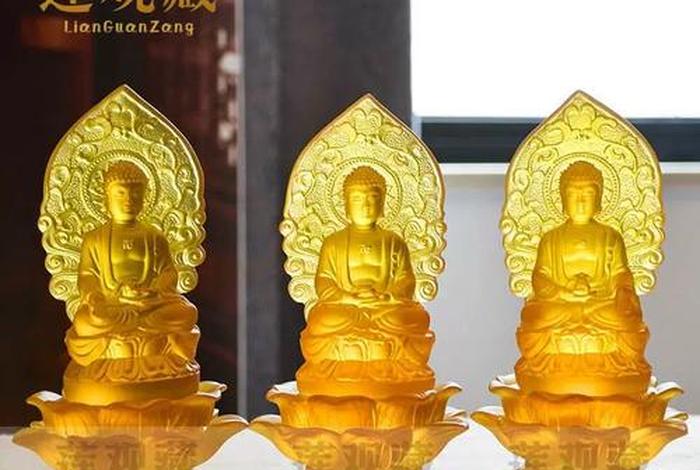 佛教讲什么、佛教讲什么时候供养三宝好