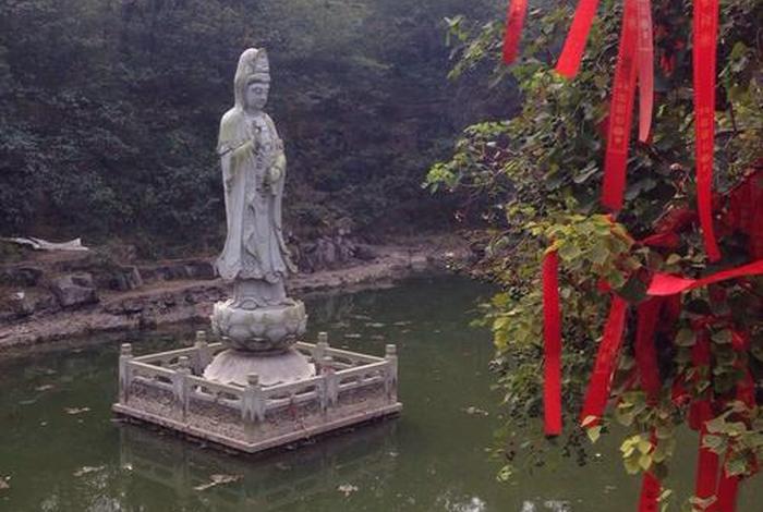紫蓬山大佛在什么位置，紫蓬山是佛教吗