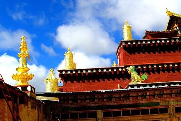 坚持藏传佛教中国化方向 坚持藏传佛教中国化方向引导寺院经济健康发展