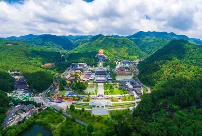 浙江最有名的佛教圣地在什么地方、浙江省内佛教圣地